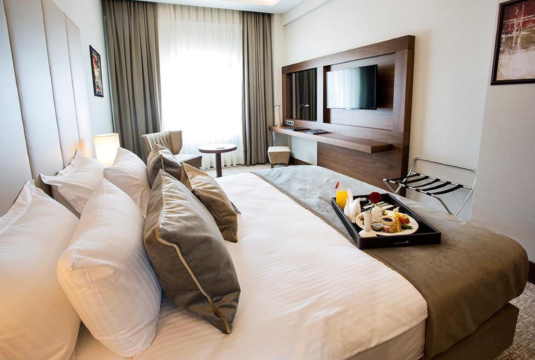 Ramada By Wyndham Yalova Hotel Yalova  Bagian luar foto