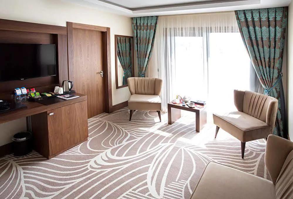 Ramada By Wyndham Yalova Hotel Yalova  Bagian luar foto