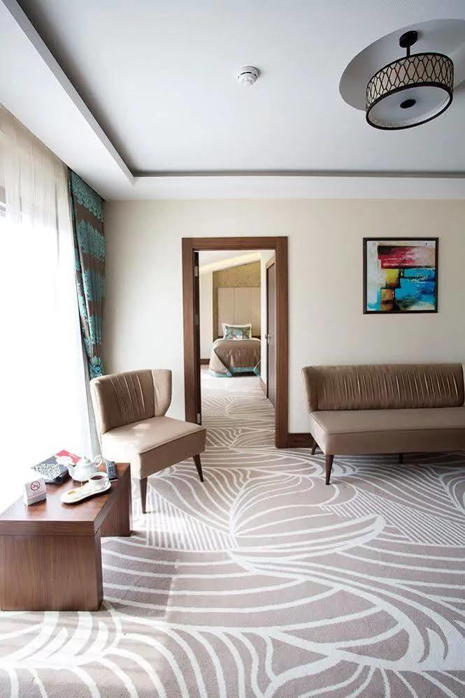 Ramada By Wyndham Yalova Hotel Yalova  Bagian luar foto